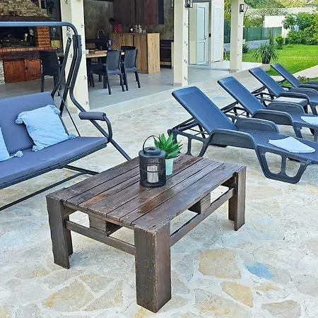 Natura With Private Pool Mostar