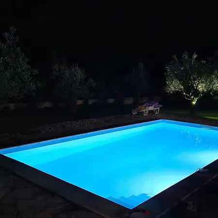 Nyaraló Natura With Private Pool