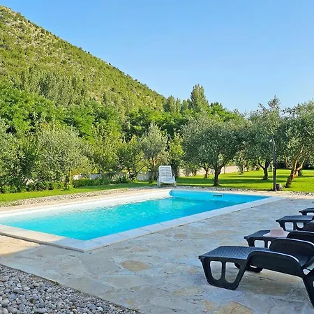 Natura With Private Pool Vikendica *