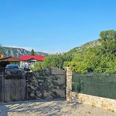 Natura With Private Pool Nyaraló *