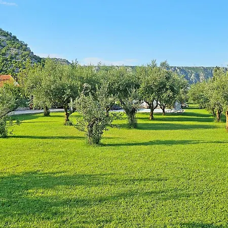 Natura With Private Pool Mostar