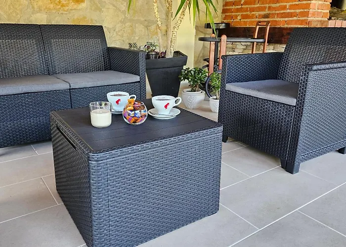 Semesterbostad Natura With Private Pool